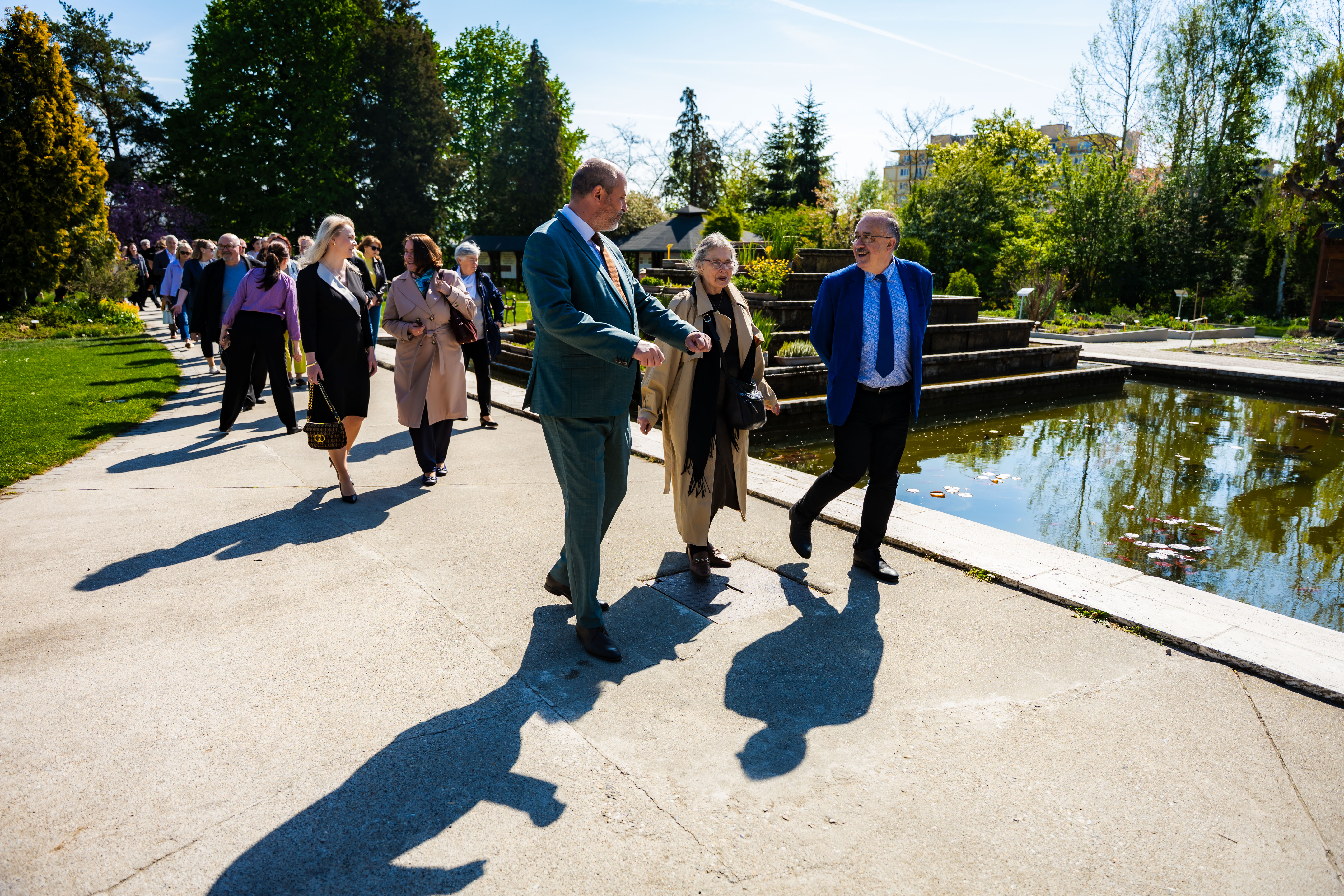 Slavnostne zasadenie stromu do Aleje vyznamnych osobnosti Botanickej zahrady UPJS-1-11